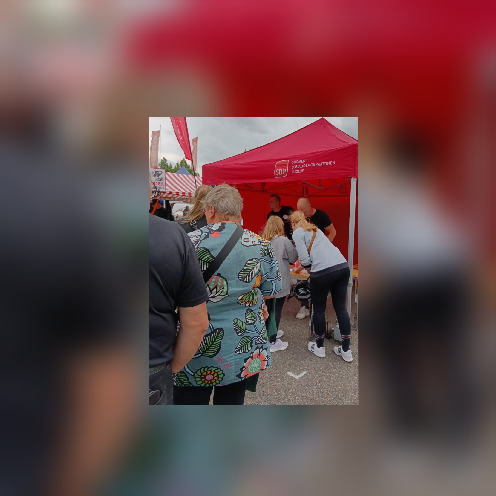 Tunnelmia markkinoilta ja arvonta.